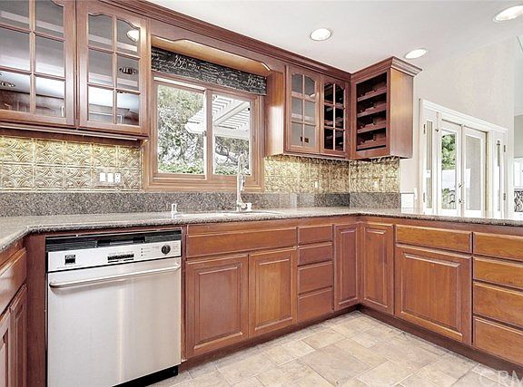 3rd image of 29762 White Otter Ln