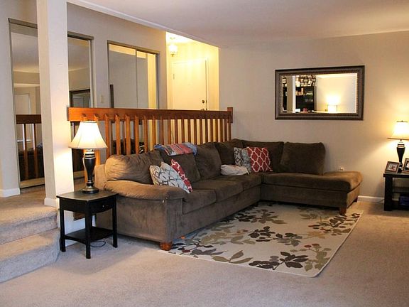 3rd image of 117 Tall Oaks Dr Unit C