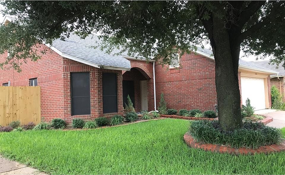 1st image of 6331 Royal Cedar Dr