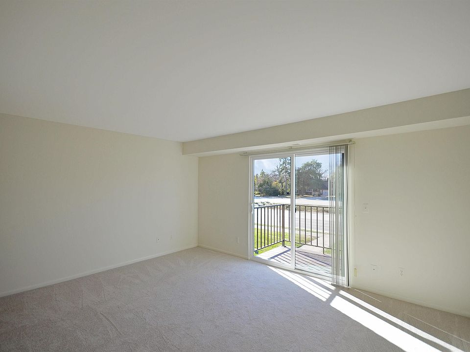 43298-40 Mound Rd, photo 5