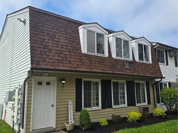 60 Wellington Ct #A, Buffalo, NY 14221