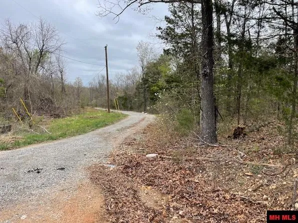 3000 Highway 14 S, Yellville, AR 72687