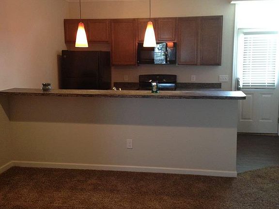 3rd image of 683 Enclave Village Pl APT 5