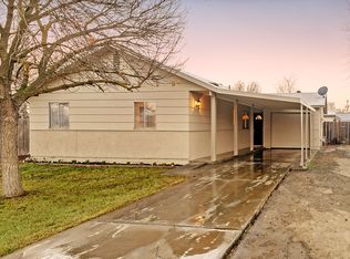 731 Cinnamon Dr, Lemoore, CA 93245