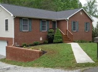 1069 High Street Ext, Salem, VA 24153