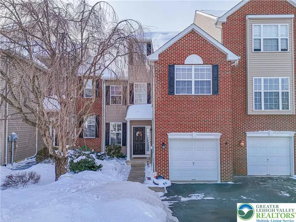 5238 Dartmouth Dr, Macungie, PA 18062