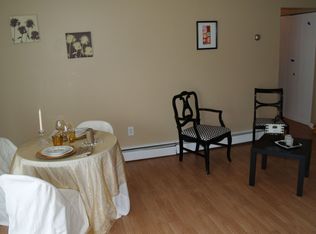 1390 Golden Gate Blvd #206E, Mayfield Heights, OH 44124