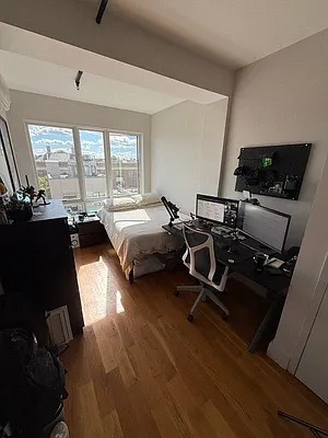 Rented by City Vista Inc | media 26