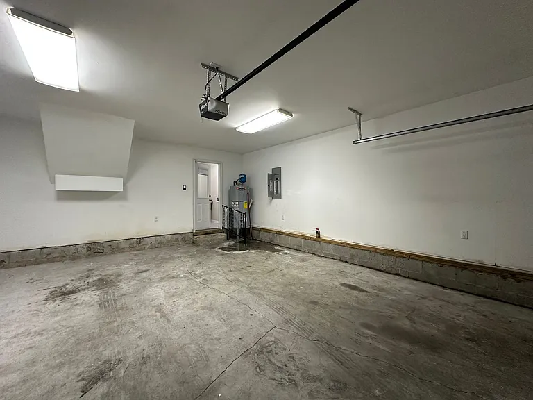 204 Grandford Pl — Photo 43
