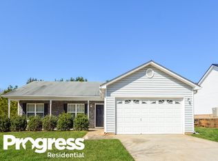 20 Carver Dr, Covington, GA 30014