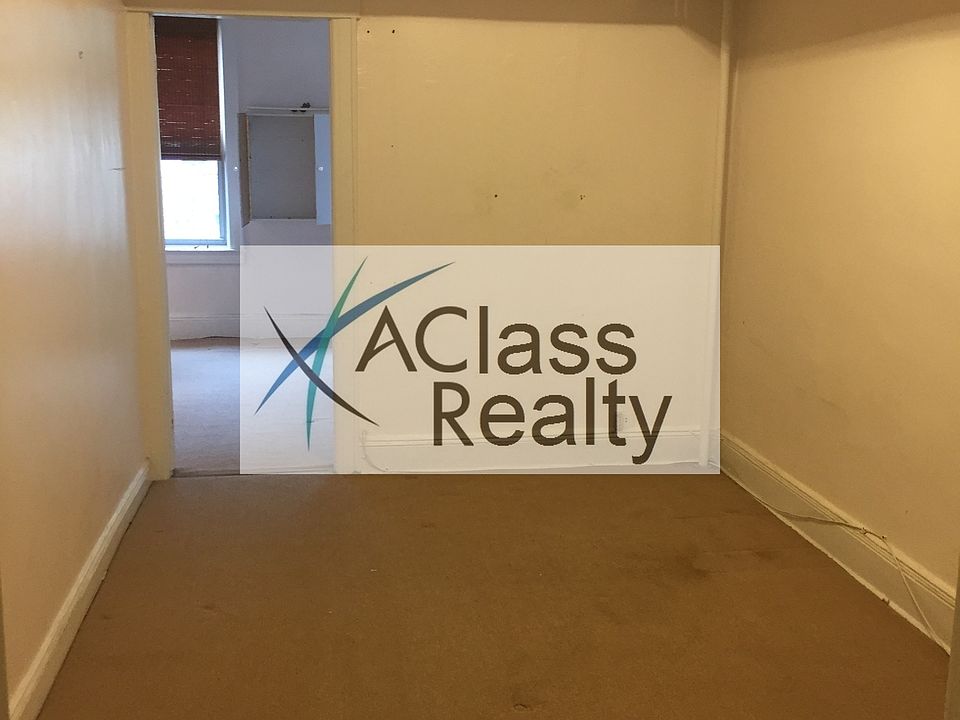 1st image of 3437 42nd St #2L