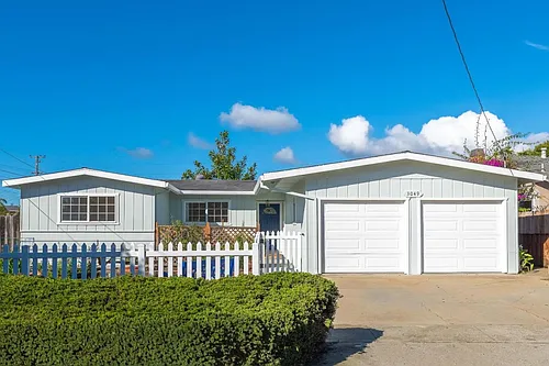 3049 Sunrise Cir Photo 1
