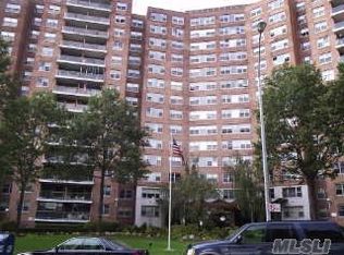 61-20 Grand Central Pkwy #C907, Forest Hills, NY 11375