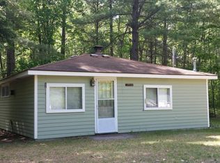 9536 Helen Ave, Atlanta, MI 49709