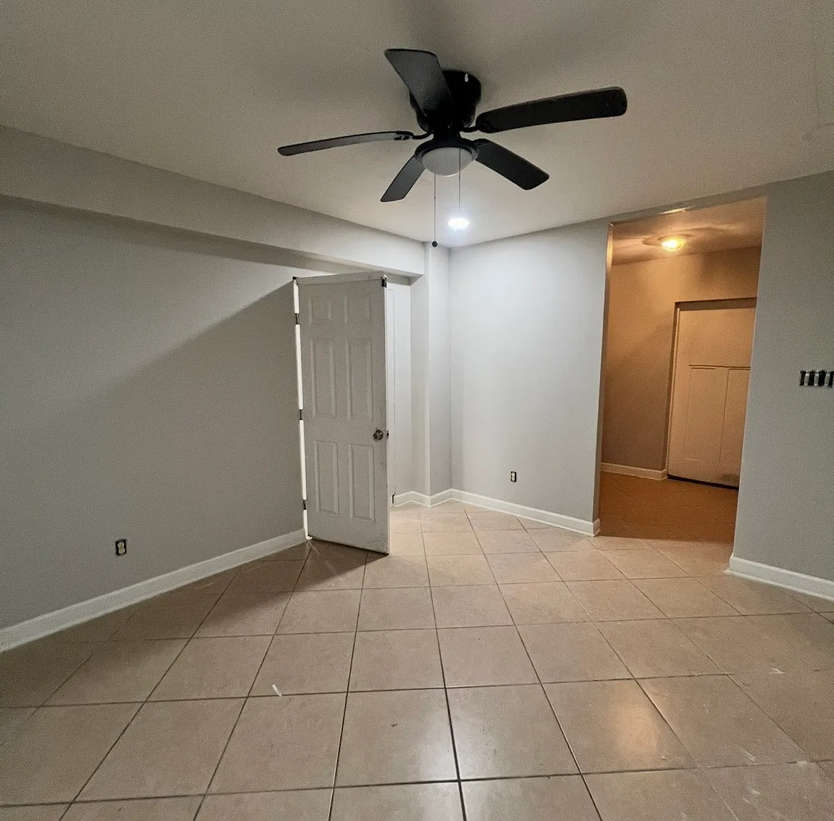 4 bed, 1350 sqft, $1,500 — Photo 4