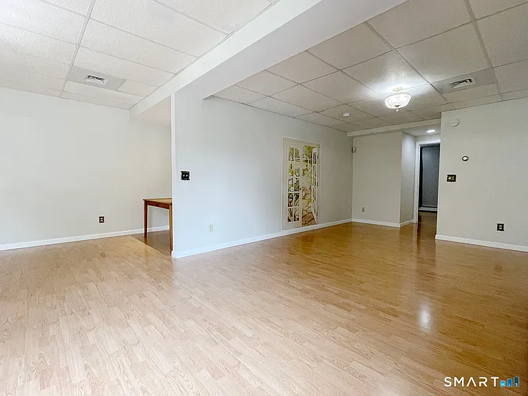 121 S Main St — Photo 17