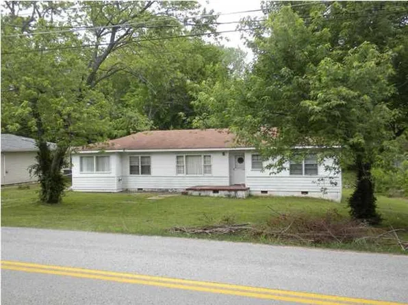 4607 Adams Rd, Hixson, TN 37343