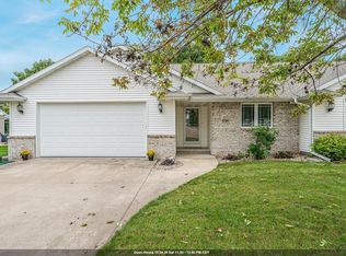 646 S Lincoln St, Hortonville, WI 54944