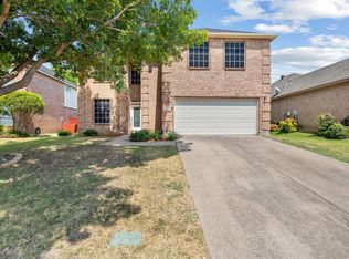 10618 Newcastleton Ln, Rowlett, TX