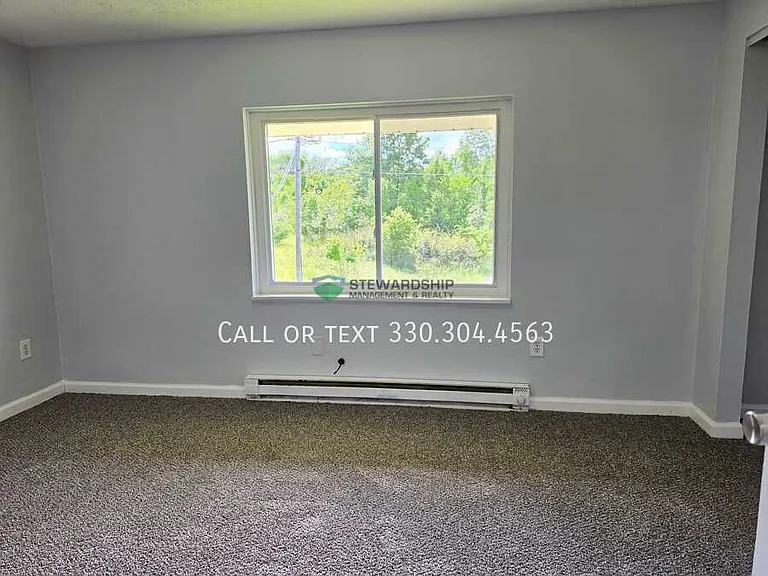 1111 N Elm St #R — Photo 12