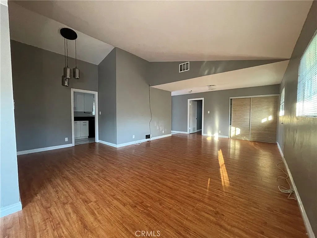 4 bed, 1522 sqft, $3,800 — Photo 3