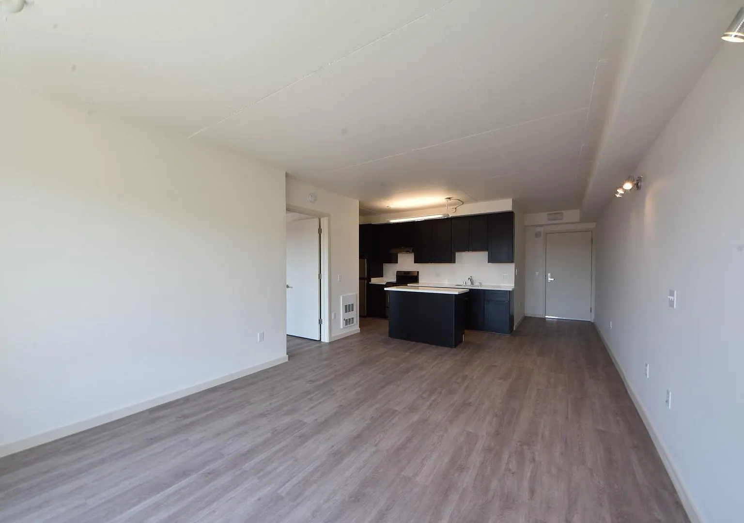 480 Potrero Ave — Photo 2