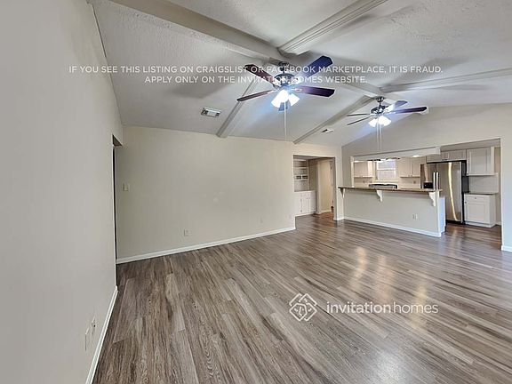 5th image of 2239 Middle Creek Dr