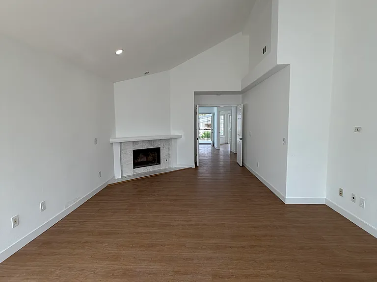 218 Orange St — Photo 7