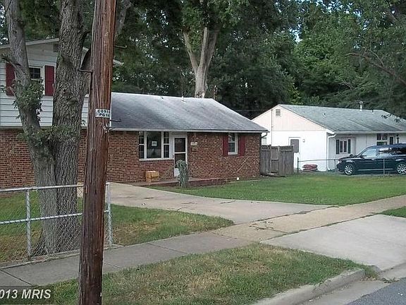 4th image of 3806 Elmwood Dr