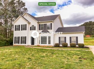 8479 Glendevon Ct, Riverdale, GA 30274