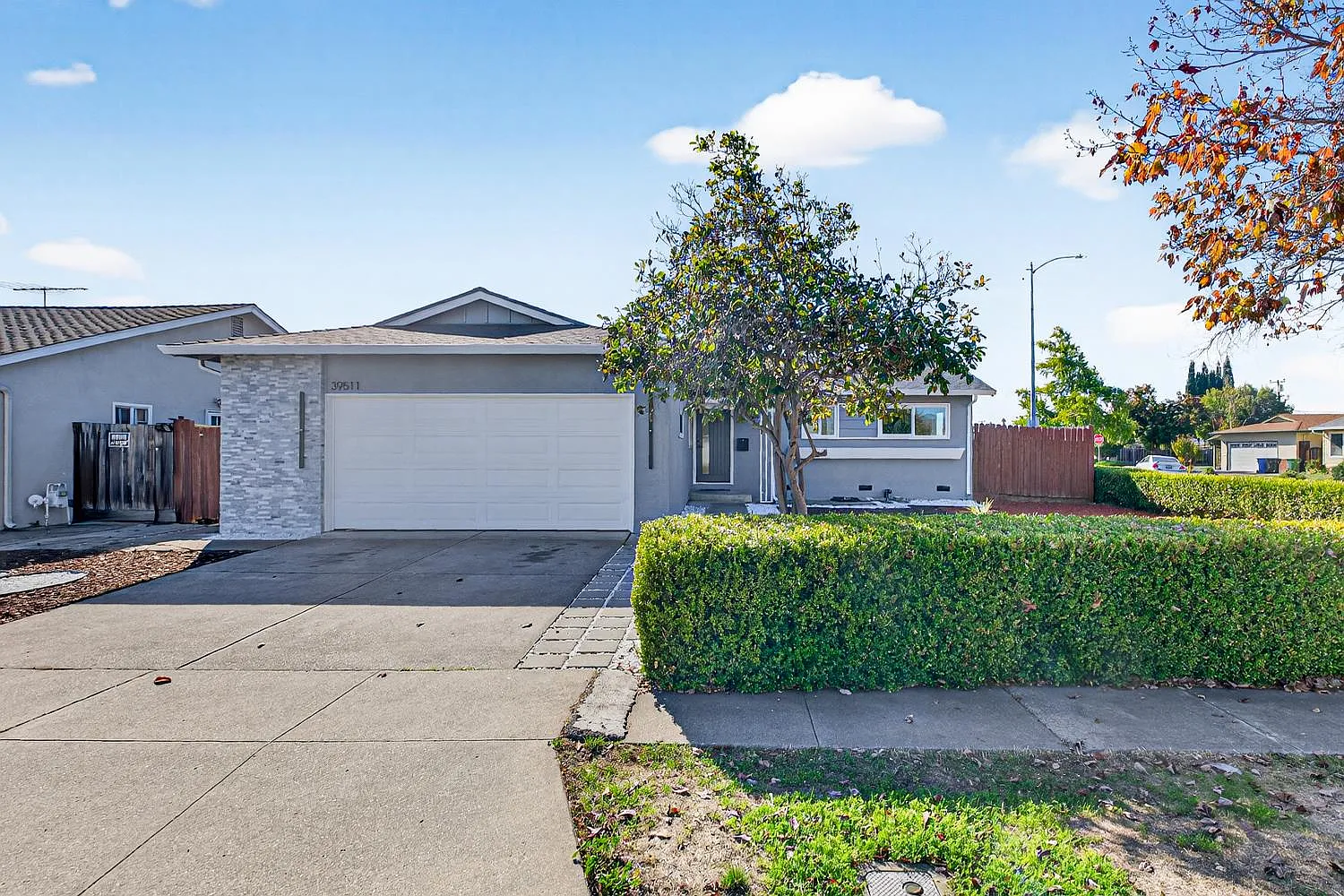 39511 Pardee Ct photo 1
