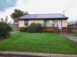 2206 Fairfax St, Parkersburg, WV 26101