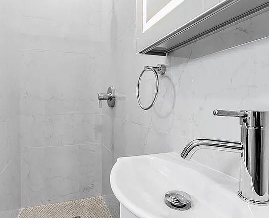 5th image of 200 Mott St APT 1