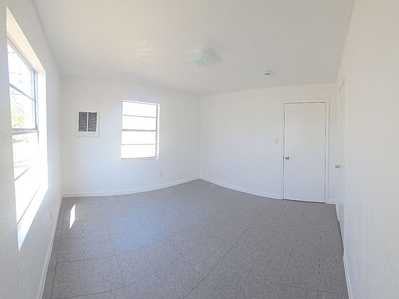 4th image of 6259 Southmost Rd