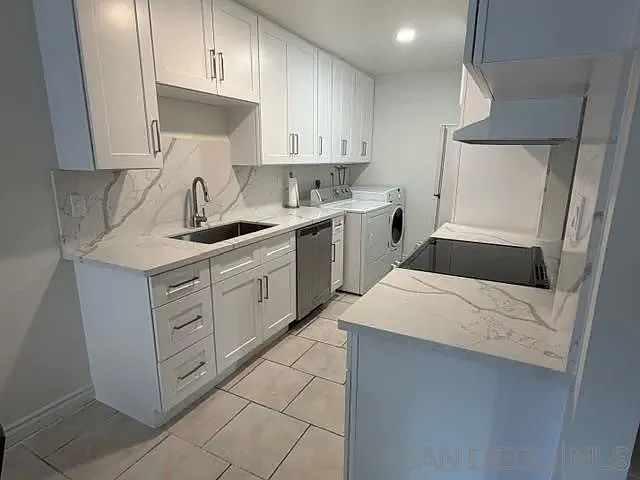 9838 Caminito Bolsa — Photo 4