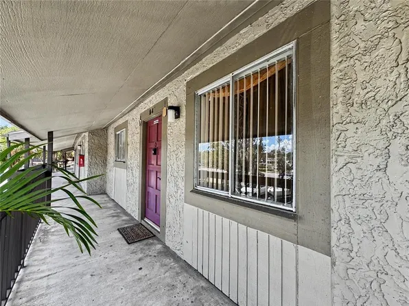 6328 NEWTOWN CIRCLE #B4, TAMPA, FL 33615