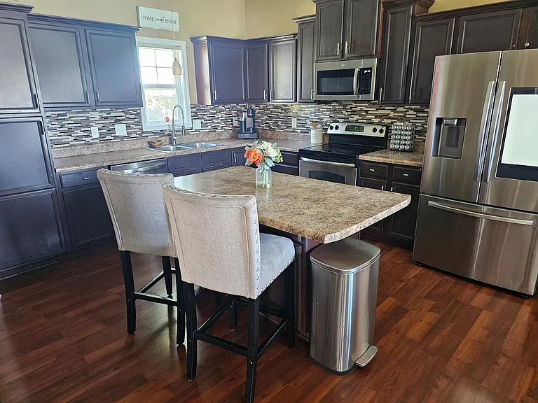Beautiful modern kitchen. New dishwasher and microwave.