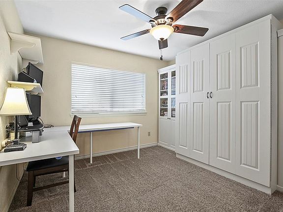 3rd image of 2242 Villawood Ln
