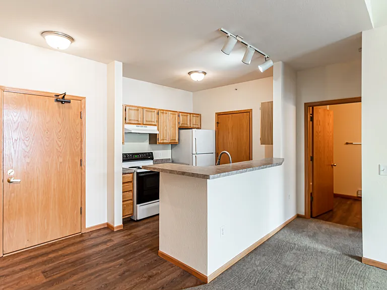 Hickory Pointe — Photo 31