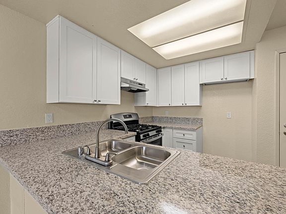 4th image of 12737 Rosecrans Ave #357
