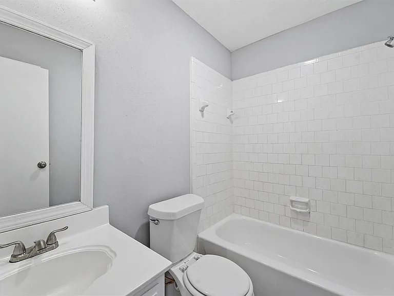 22101 Moss Falls Ln — Photo 18