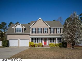 41 Leggett Dr, Cameron, NC 28326