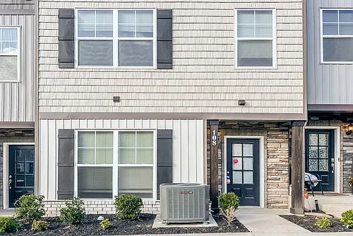 108 Jennifer Pierce Dr Photo 1