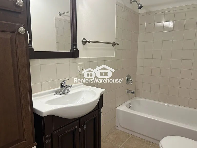 17825 Falls Rd — Photo 19
