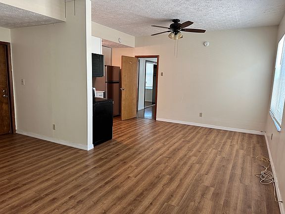 2nd image of 212 S Melville Ave #2