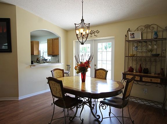 5th image of 16 Birchfield Pl