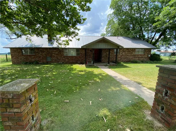 504 N Primrose Rd, Springdale, AR 72745
