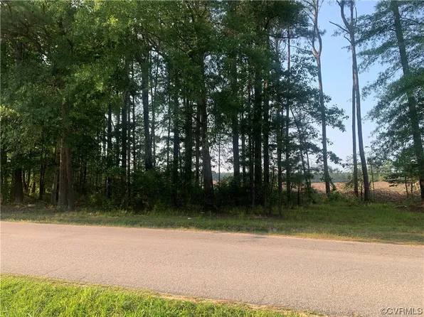 Oakdale Rd, Waverly, VA 23890