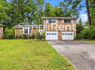 2447 Whites Mill Ln, Decatur, GA 30032