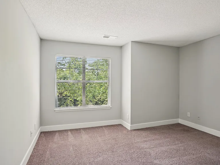 Camara Estates — Photo 46